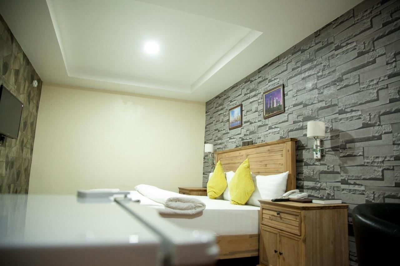 Villa Toscana Hotel And Suits Lagos Exterior foto